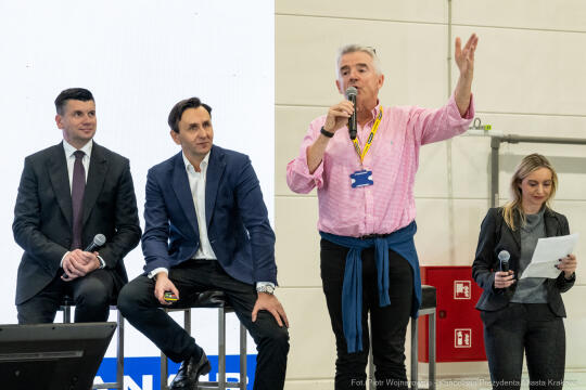 Miszalski, Michael O’Leary, Ryanair, Centrum Symulatorowo-Treningowe, otwarcie, Klęczar, Smółka