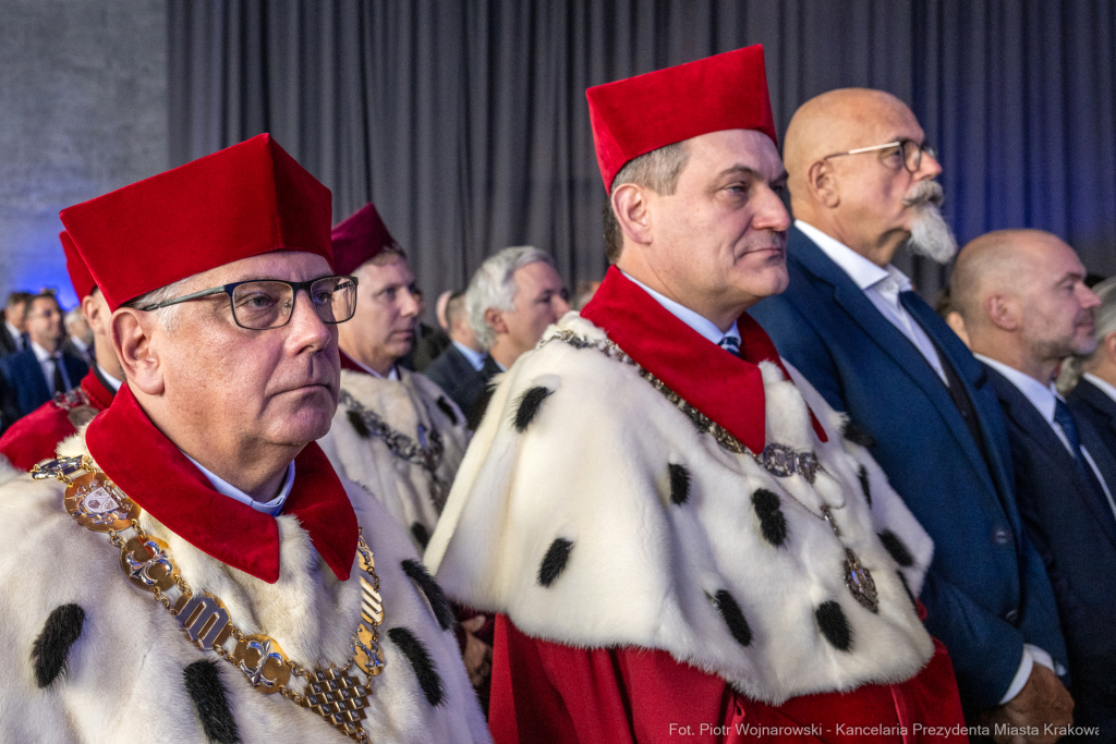 Politechnika Krakowska, 80 lat, Kracik, Daros, Muzeum Lotnictwa, nowy rok akademicki, jubileusz  Autor: P. Wojnarowski