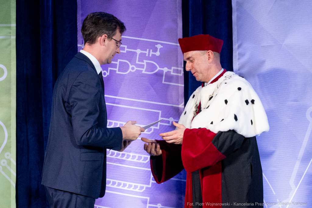 Politechnika Krakowska, 80 lat, Kracik, Daros, Muzeum Lotnictwa, nowy rok akademicki, jubileusz  Autor: P. Wojnarowski