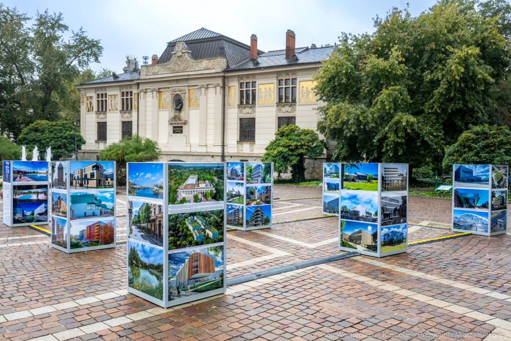 Wystawa, „3. dekada. Architektura Krakowa 2020–2030”, Sepioł, Plac Szczepański, zdjęcia  Autor: P. Wojnarowski