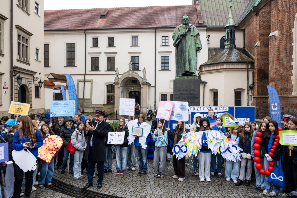 akcja, zdrowie psychiczne, Klaman, Sęk, Przejazd Mocy – Chce się żyć. Kraków pełen energii,   Autor: P. Wojnarowski