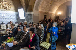 JG_251011_KRK_8L8A7755.jpg