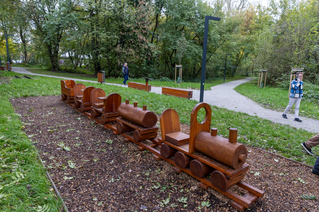 BSK_3027.jpg-Miszalski, Park Łokietka, otwarcie  Autor: B. Świerzowski