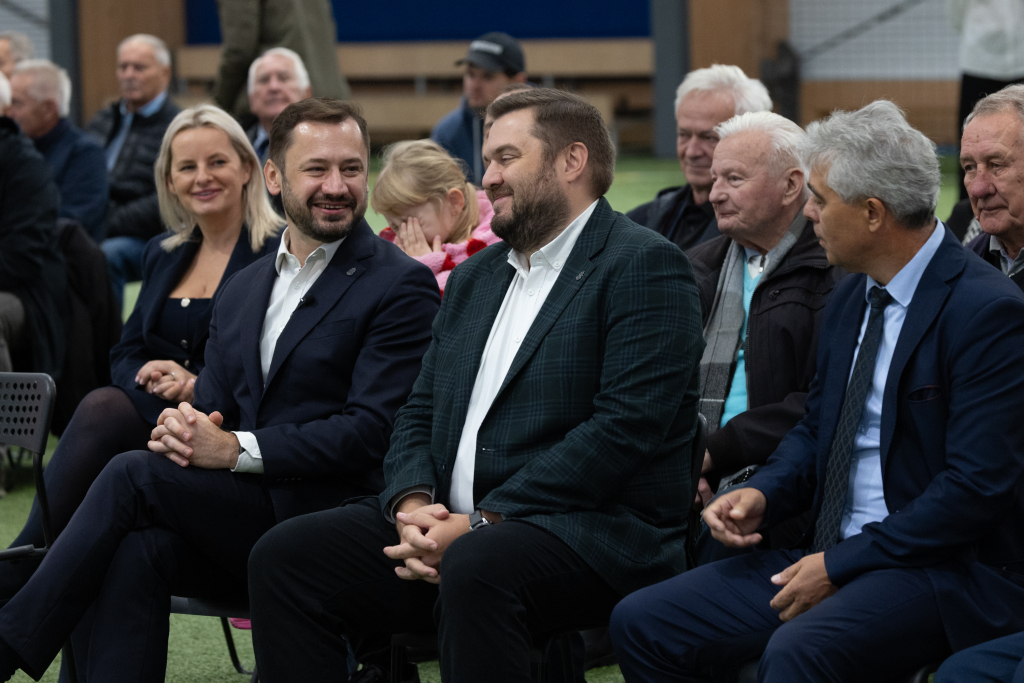 BSK_2369.jpg-Tramwaj, Klub, Miszalski, Sęk, Jubileusz, 80 lat, sport  Autor: B. Świerzowski