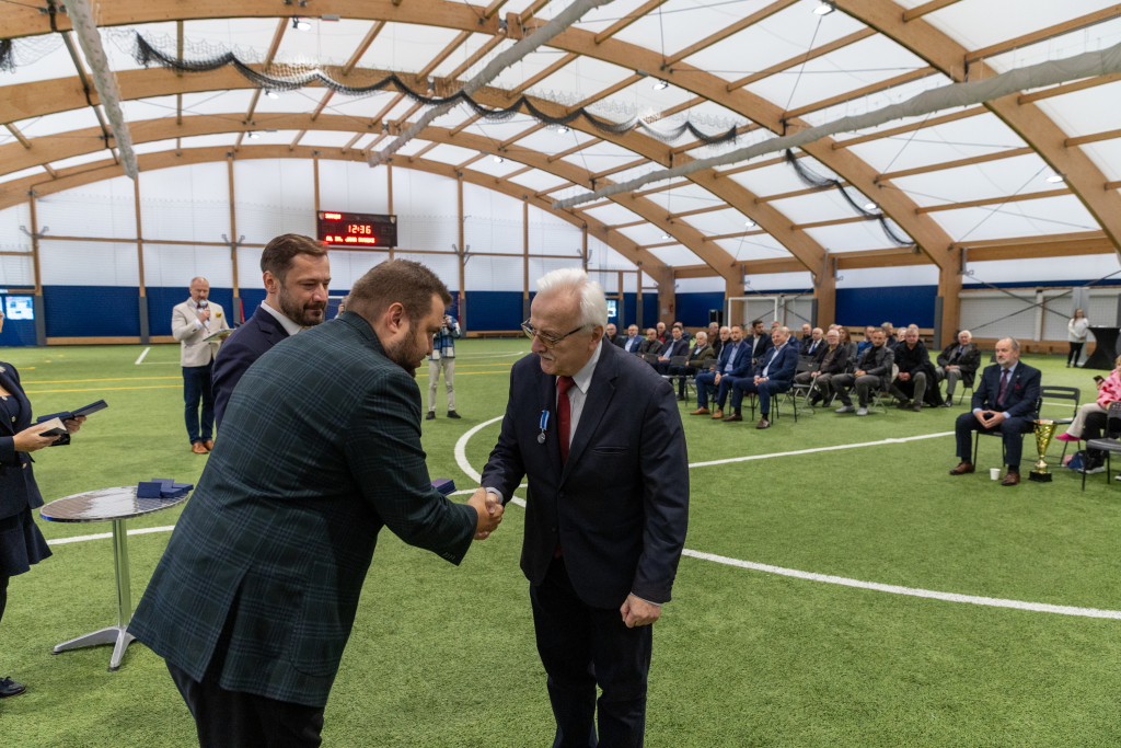 BSK_2518.jpg-Tramwaj, Klub, Miszalski, Sęk, Jubileusz, 80 lat, sport  Autor: B. Świerzowski