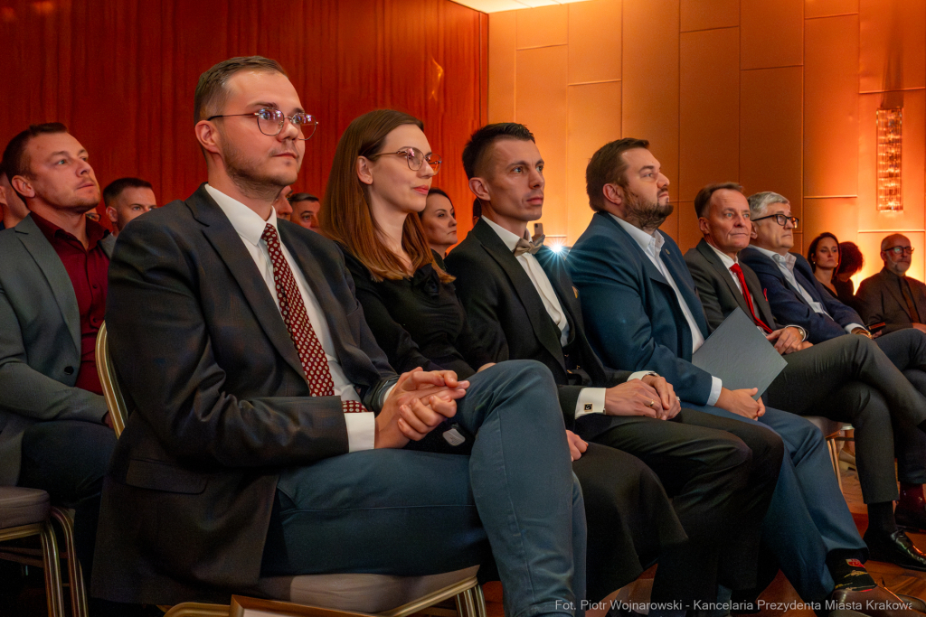 Krakowski Szkolny Ośrodek Sportowy, Sęk, Jubileusz, 60 lat, sport, KSOS  Autor: P. Wojnarowski