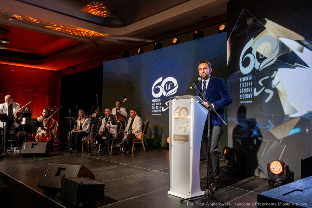 Krakowski Szkolny Ośrodek Sportowy, Sęk, Jubileusz, 60 lat, sport, KSOS  Autor: P. Wojnarowski