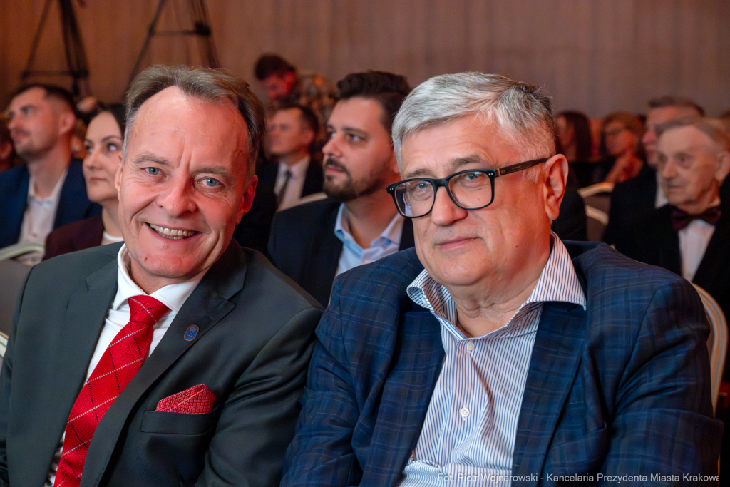 Krakowski Szkolny Ośrodek Sportowy, Sęk, Jubileusz, 60 lat, sport, KSOS  Autor: P. Wojnarowski