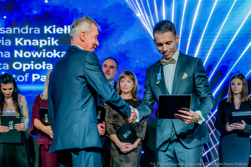 Krakowski Szkolny Ośrodek Sportowy, Sęk, Jubileusz, 60 lat, sport, KSOS  Autor: P. Wojnarowski