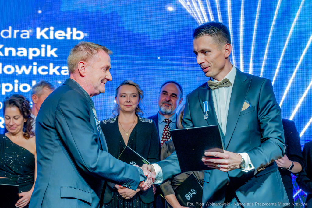 Krakowski Szkolny Ośrodek Sportowy, Sęk, Jubileusz, 60 lat, sport, KSOS  Autor: P. Wojnarowski