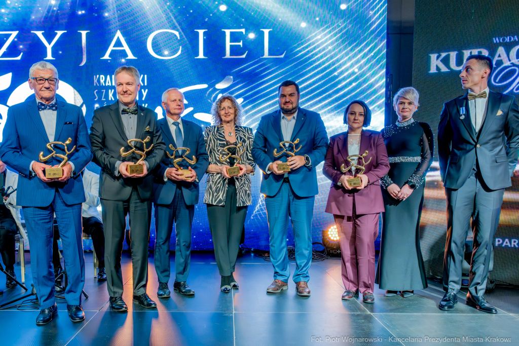 Krakowski Szkolny Ośrodek Sportowy, Sęk, Jubileusz, 60 lat, sport, KSOS  Autor: P. Wojnarowski