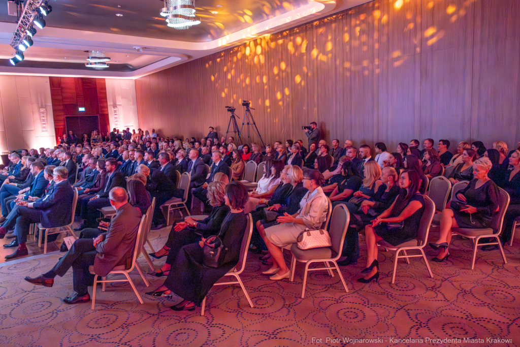 Krakowski Szkolny Ośrodek Sportowy, Sęk, Jubileusz, 60 lat, sport, KSOS  Autor: P. Wojnarowski