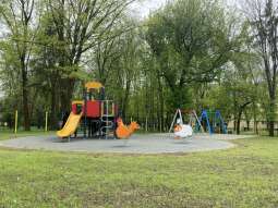 sp3.jpg-Nowy plac zabaw w Bieńczycach