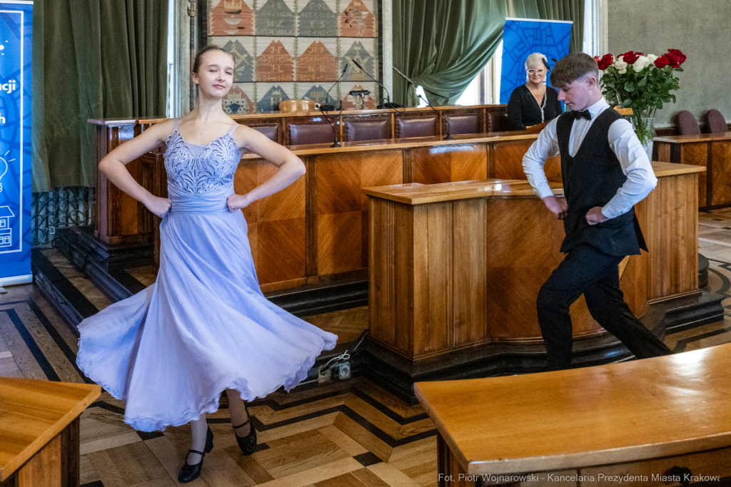 Klaman, nauczyciele, nagrody Prezydenta, dyrektorzy, kadra kierownicza  Autor: P. Wojnarowski