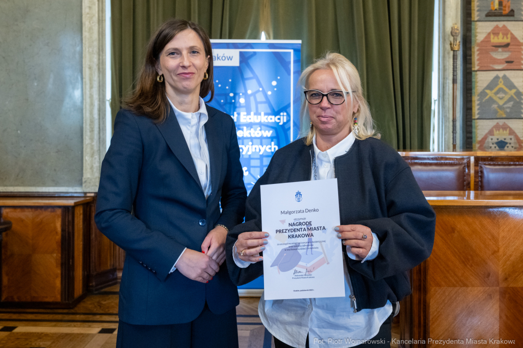 Klaman, nauczyciele, nagrody Prezydenta, dyrektorzy, kadra kierownicza  Autor: P. Wojnarowski