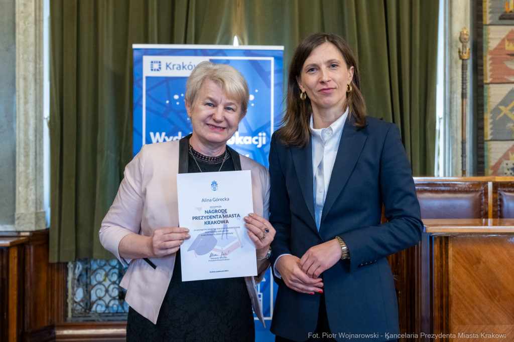 Klaman, nauczyciele, nagrody Prezydenta, dyrektorzy, kadra kierownicza  Autor: P. Wojnarowski