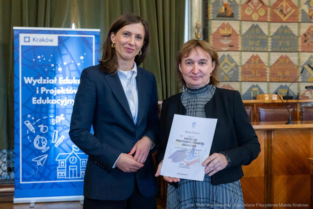 Klaman, nauczyciele, nagrody Prezydenta, dyrektorzy, kadra kierownicza  Autor: P. Wojnarowski