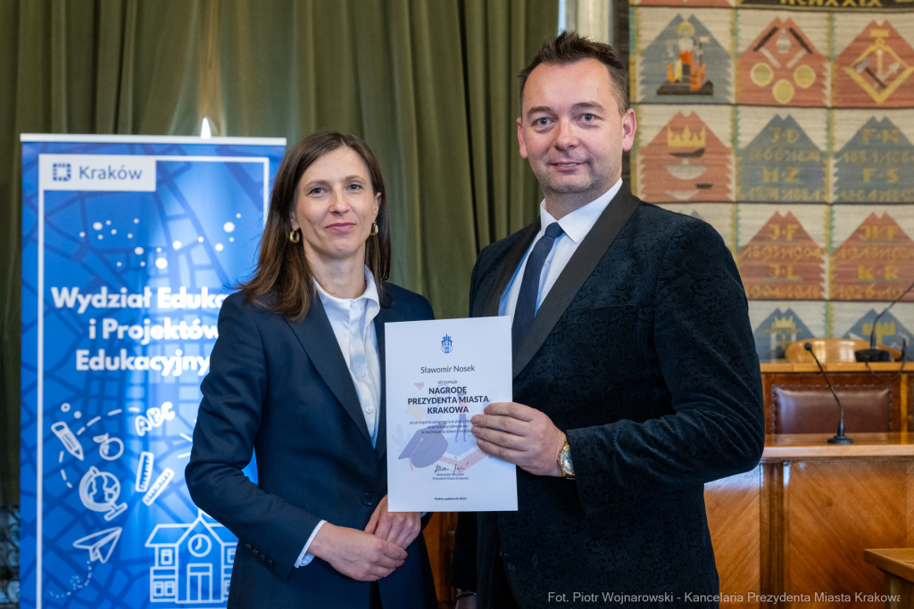 Klaman, nauczyciele, nagrody Prezydenta, dyrektorzy, kadra kierownicza  Autor: P. Wojnarowski