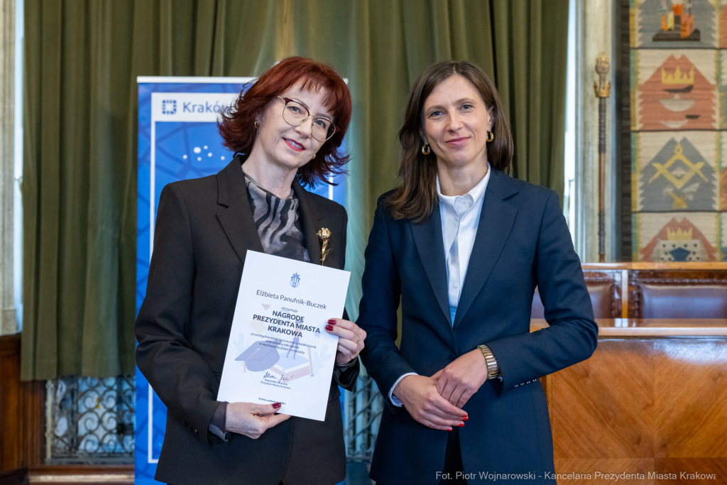 Klaman, nauczyciele, nagrody Prezydenta, dyrektorzy, kadra kierownicza  Autor: P. Wojnarowski