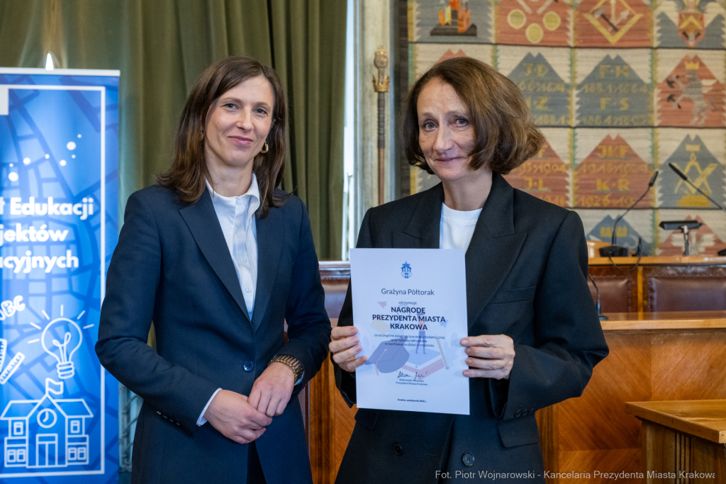 Klaman, nauczyciele, nagrody Prezydenta, dyrektorzy, kadra kierownicza  Autor: P. Wojnarowski