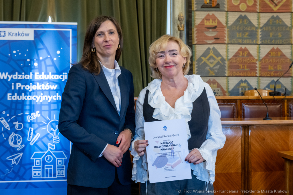 Klaman, nauczyciele, nagrody Prezydenta, dyrektorzy, kadra kierownicza  Autor: P. Wojnarowski