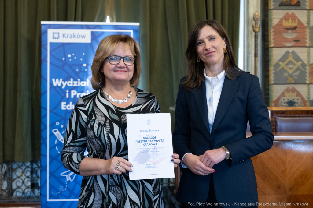 Klaman, nauczyciele, nagrody Prezydenta, dyrektorzy, kadra kierownicza  Autor: P. Wojnarowski