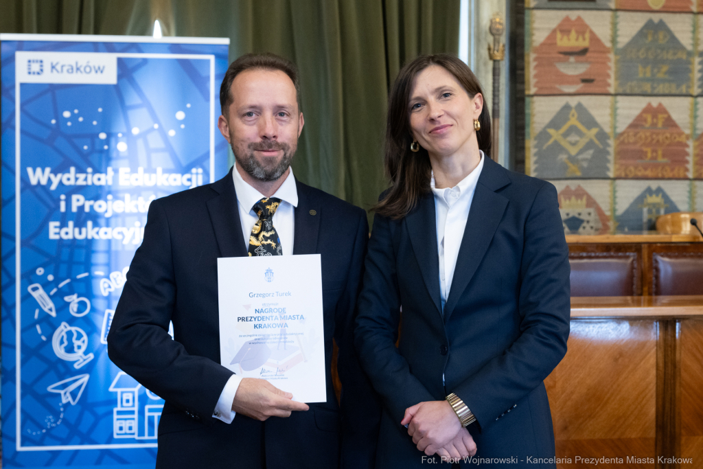 Klaman, nauczyciele, nagrody Prezydenta, dyrektorzy, kadra kierownicza  Autor: P. Wojnarowski