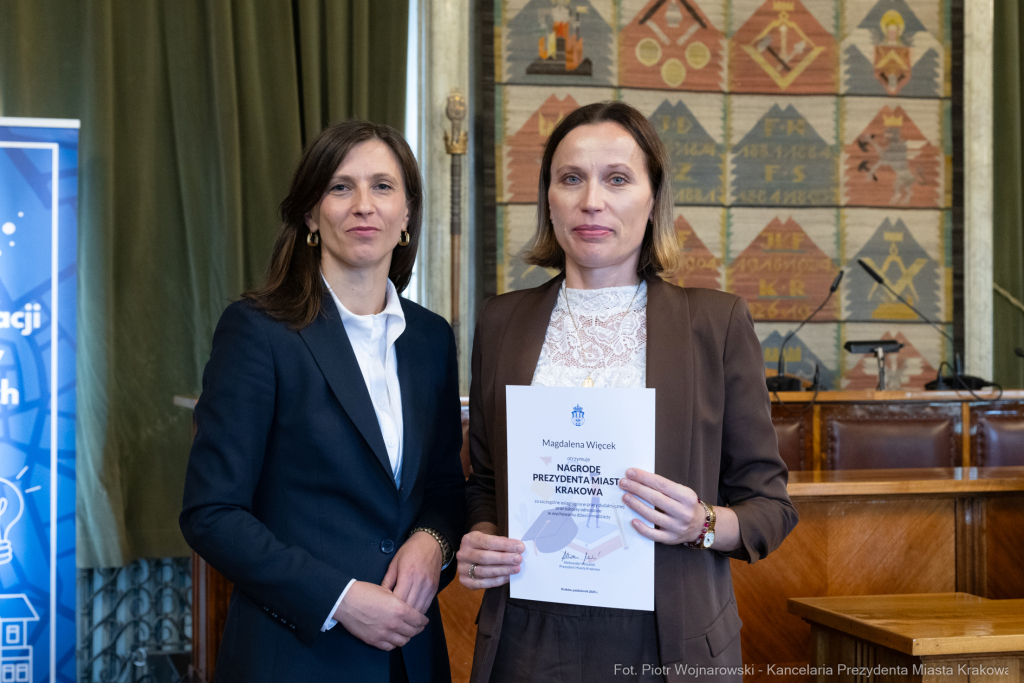 Klaman, nauczyciele, nagrody Prezydenta, dyrektorzy, kadra kierownicza  Autor: P. Wojnarowski