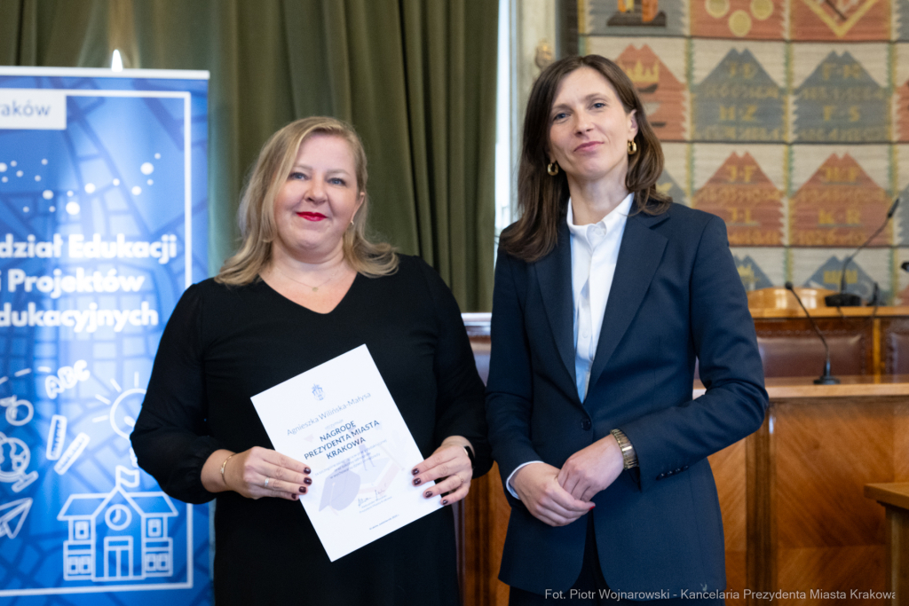 Klaman, nauczyciele, nagrody Prezydenta, dyrektorzy, kadra kierownicza  Autor: P. Wojnarowski