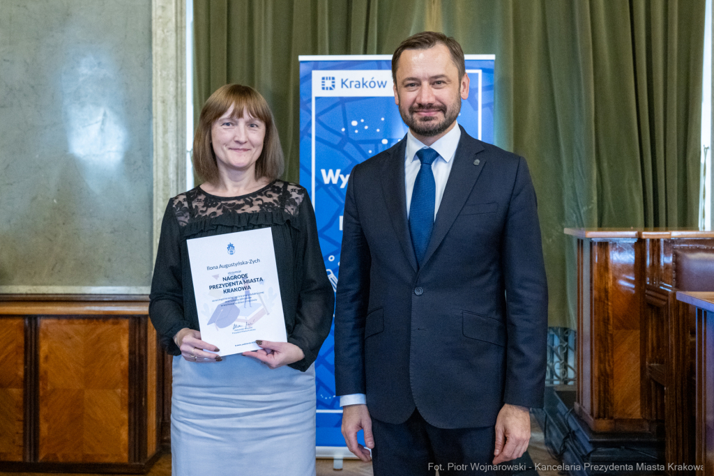 Miszalski, nauczyciele, nagroda Prezydenta, wręczenie, zdjęcia  Autor: P. Wojnarowski