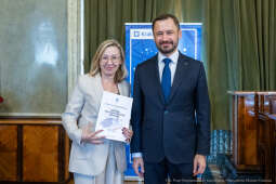 Miszalski, nauczyciele, nagroda Prezydenta, wręczenie, zdjęcia