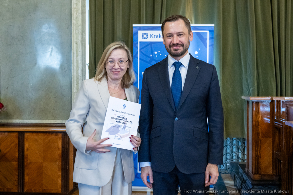 Miszalski, nauczyciele, nagroda Prezydenta, wręczenie, zdjęcia  Autor: P. Wojnarowski