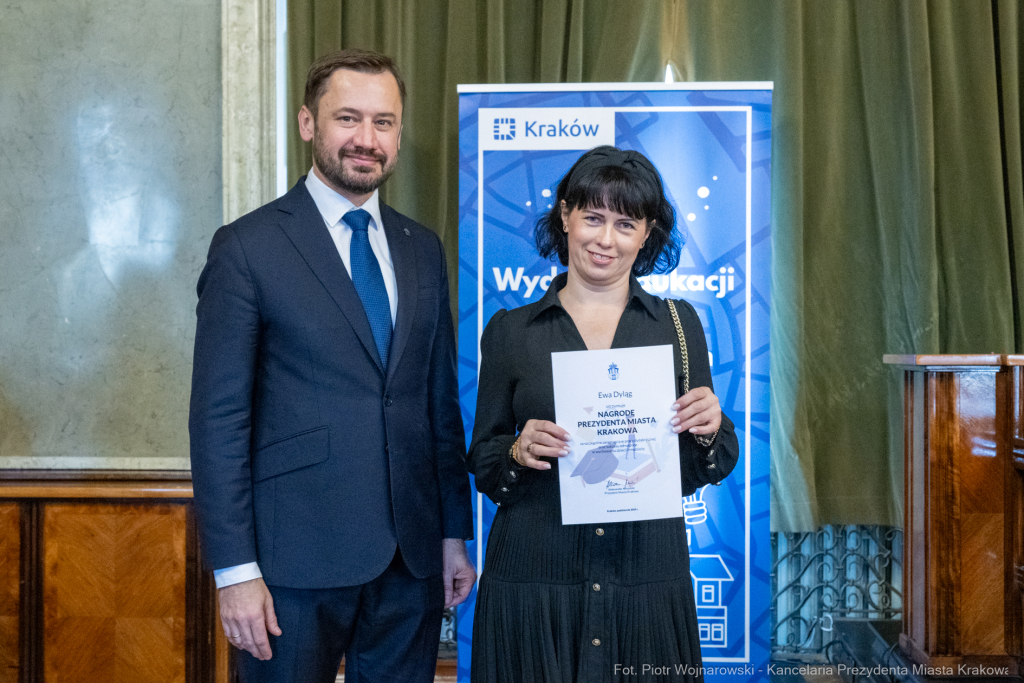 Miszalski, nauczyciele, nagroda Prezydenta, wręczenie, zdjęcia  Autor: P. Wojnarowski