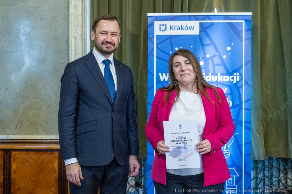 Miszalski, nauczyciele, nagroda Prezydenta, wręczenie, zdjęcia  Autor: P. Wojnarowski