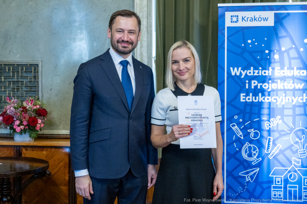 Miszalski, nauczyciele, nagroda Prezydenta, wręczenie, zdjęcia  Autor: P. Wojnarowski