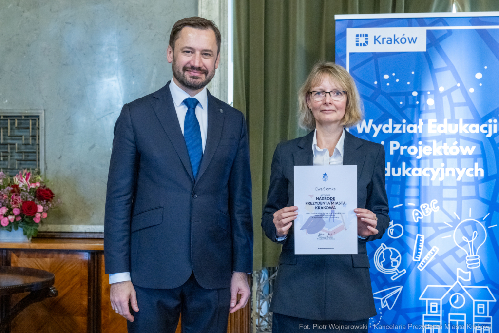 Miszalski, nauczyciele, nagroda Prezydenta, wręczenie, zdjęcia  Autor: P. Wojnarowski