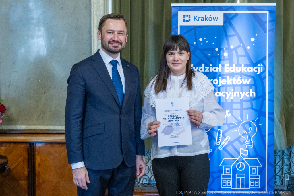 Miszalski, nauczyciele, nagroda Prezydenta, wręczenie, zdjęcia  Autor: P. Wojnarowski