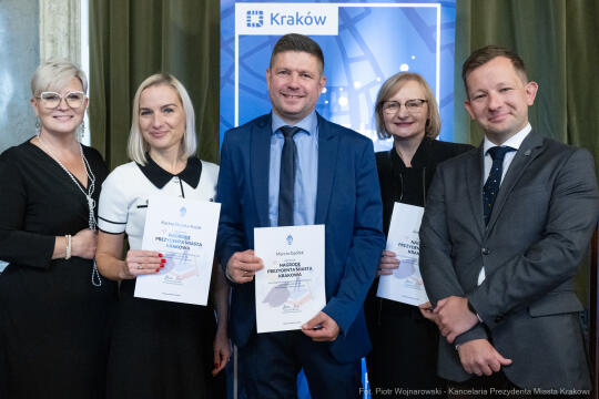 Miszalski, nauczyciele, nagroda Prezydenta, wręczenie, zdjęcia