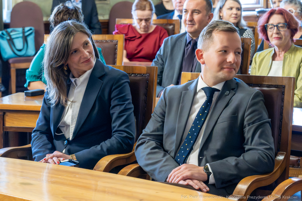 Klaman, nauczyciele, ponadpodstawowe, szkoły, nagroda Prezydenta, wręczenie, zdjęcia  Autor: P. Wojnarowski