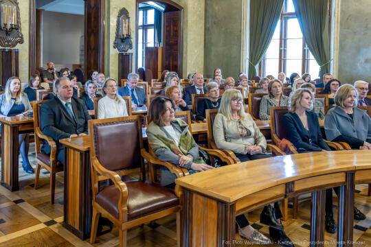 Klaman, nauczyciele, ponadpodstawowe, szkoły, nagroda Prezydenta, wręczenie, zdjęcia