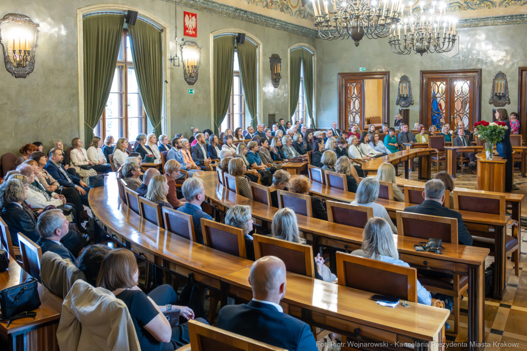 Klaman, nauczyciele, ponadpodstawowe, szkoły, nagroda Prezydenta, wręczenie, zdjęcia  Autor: P. Wojnarowski