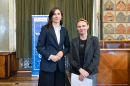 Klaman, nauczyciele, ponadpodstawowe, szkoły, nagroda Prezydenta, wręczenie, zdjęcia