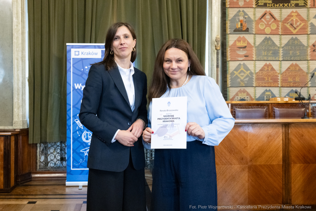 Klaman, nauczyciele, ponadpodstawowe, szkoły, nagroda Prezydenta, wręczenie, zdjęcia  Autor: P. Wojnarowski