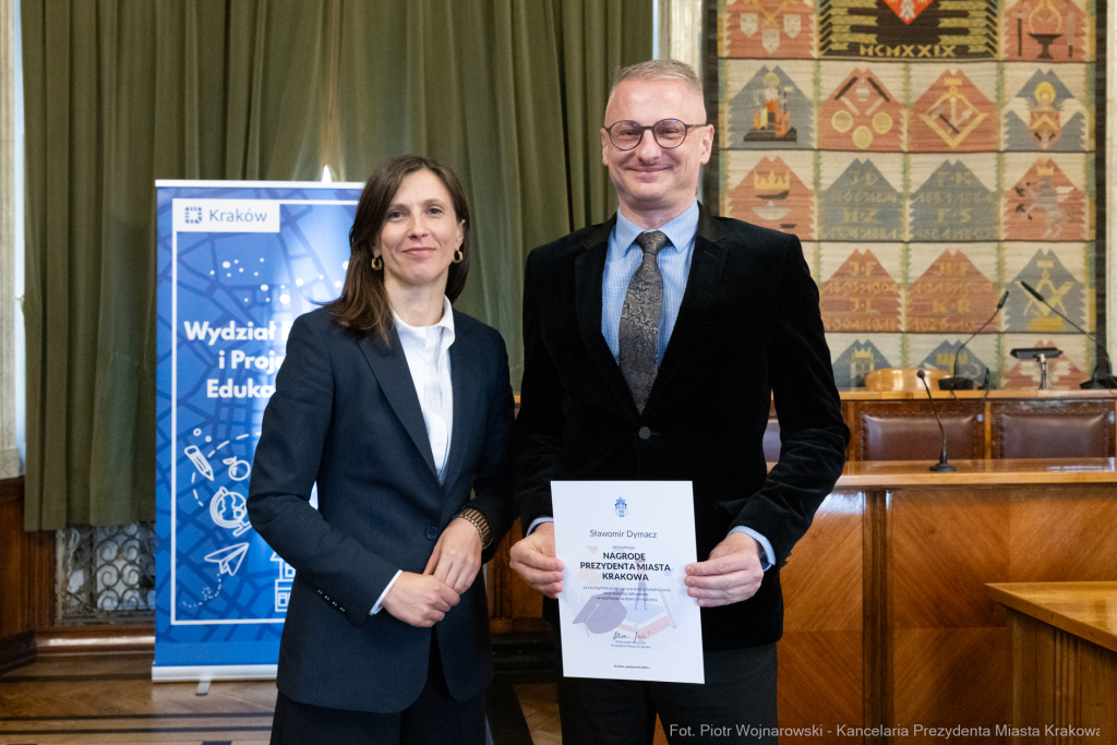 Klaman, nauczyciele, ponadpodstawowe, szkoły, nagroda Prezydenta, wręczenie, zdjęcia  Autor: P. Wojnarowski