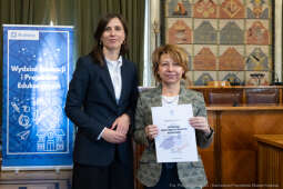 Klaman, nauczyciele, ponadpodstawowe, szkoły, nagroda Prezydenta, wręczenie, zdjęcia