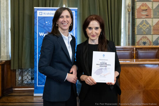 Klaman, nauczyciele, ponadpodstawowe, szkoły, nagroda Prezydenta, wręczenie, zdjęcia