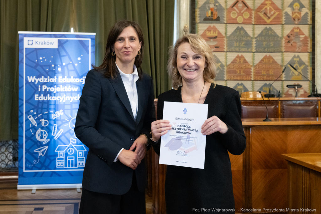 Klaman, nauczyciele, ponadpodstawowe, szkoły, nagroda Prezydenta, wręczenie, zdjęcia  Autor: P. Wojnarowski