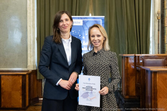 Klaman, nauczyciele, ponadpodstawowe, szkoły, nagroda Prezydenta, wręczenie, zdjęcia