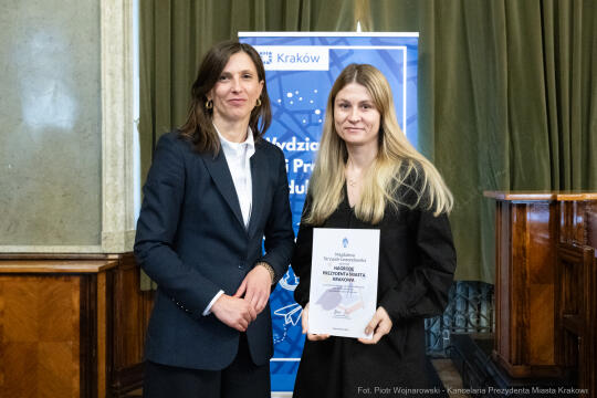 Klaman, nauczyciele, ponadpodstawowe, szkoły, nagroda Prezydenta, wręczenie, zdjęcia