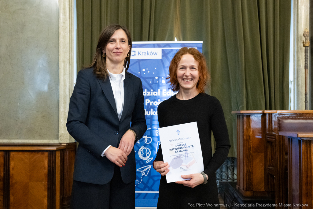 Klaman, nauczyciele, ponadpodstawowe, szkoły, nagroda Prezydenta, wręczenie, zdjęcia  Autor: P. Wojnarowski